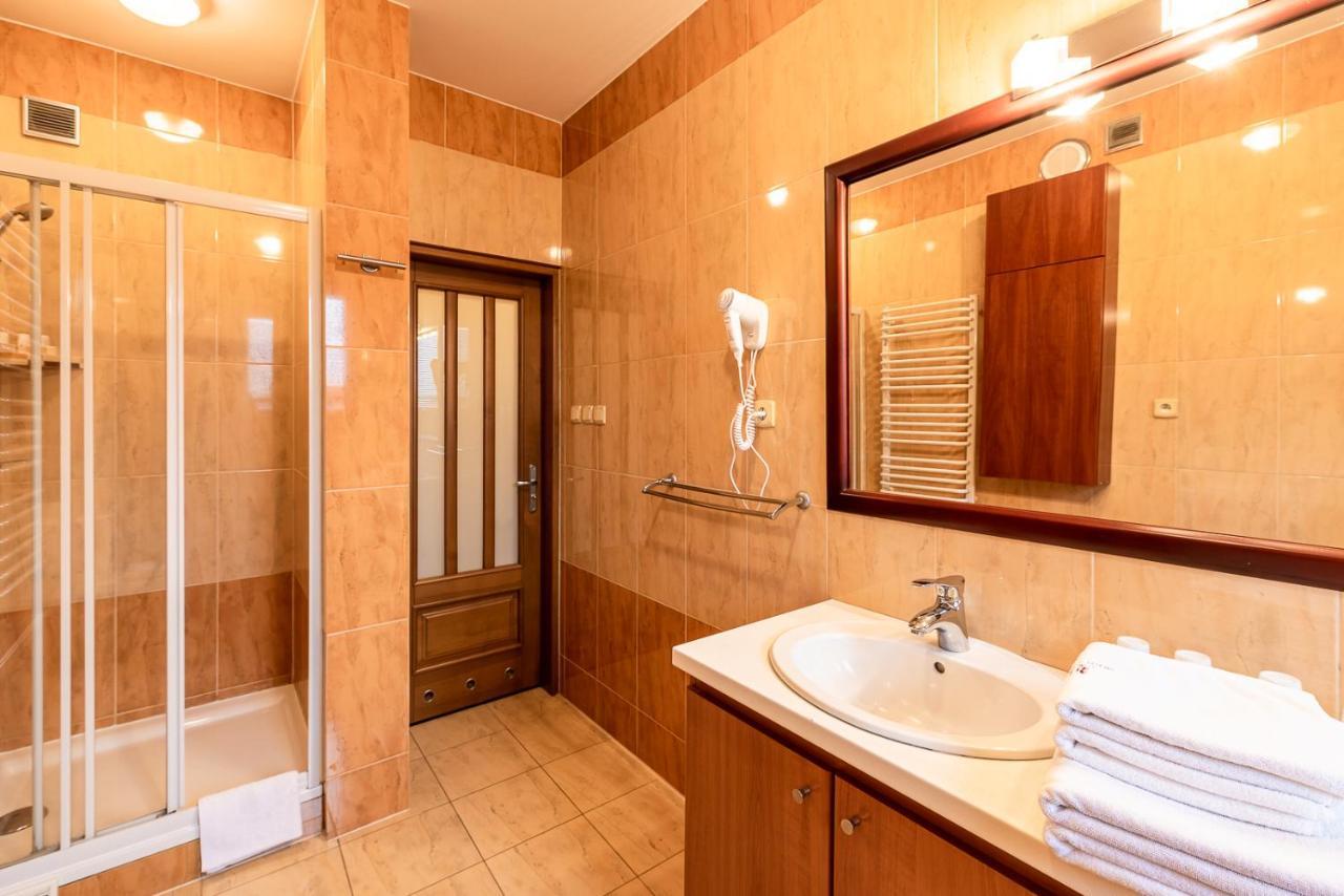 Hotel Kasztelan Dobczyce Dış mekan fotoğraf