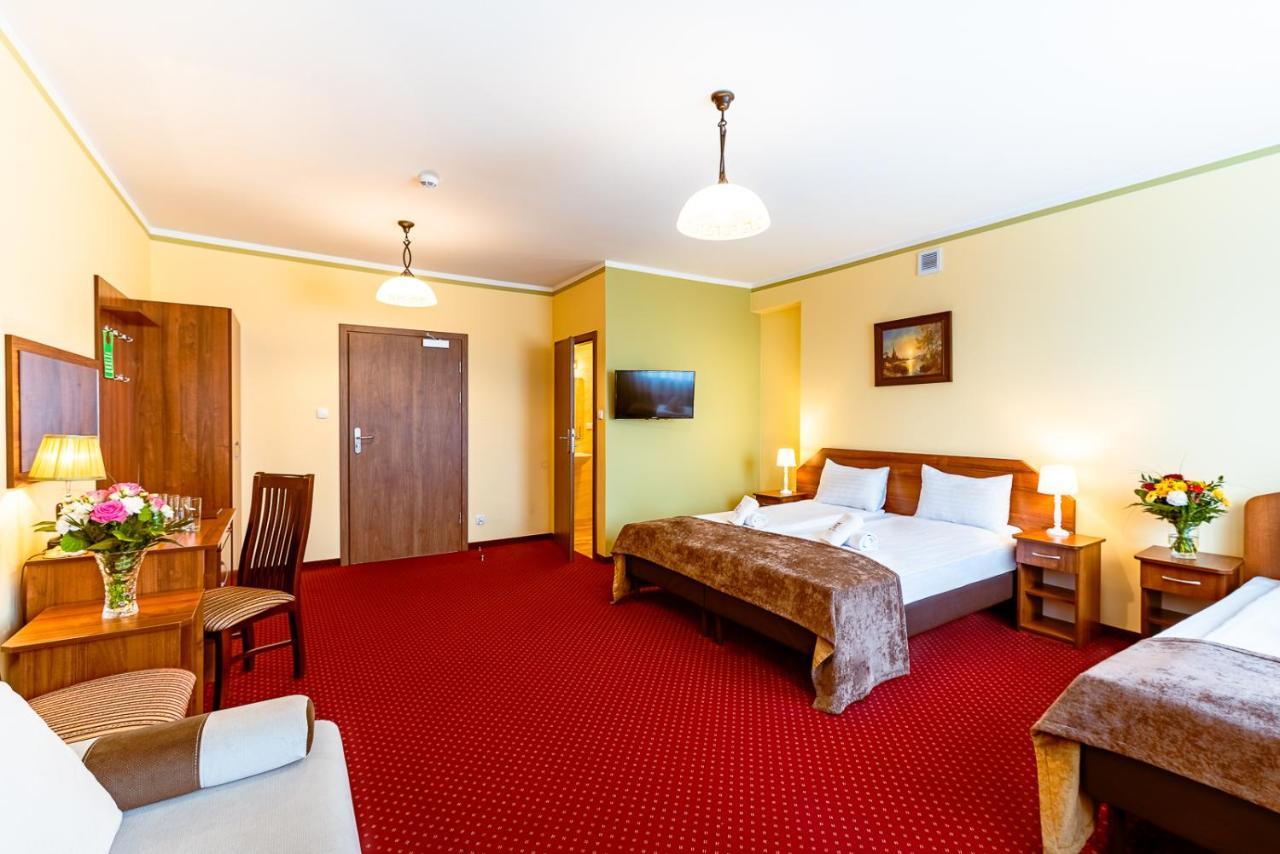 Hotel Kasztelan Dobczyce Dış mekan fotoğraf