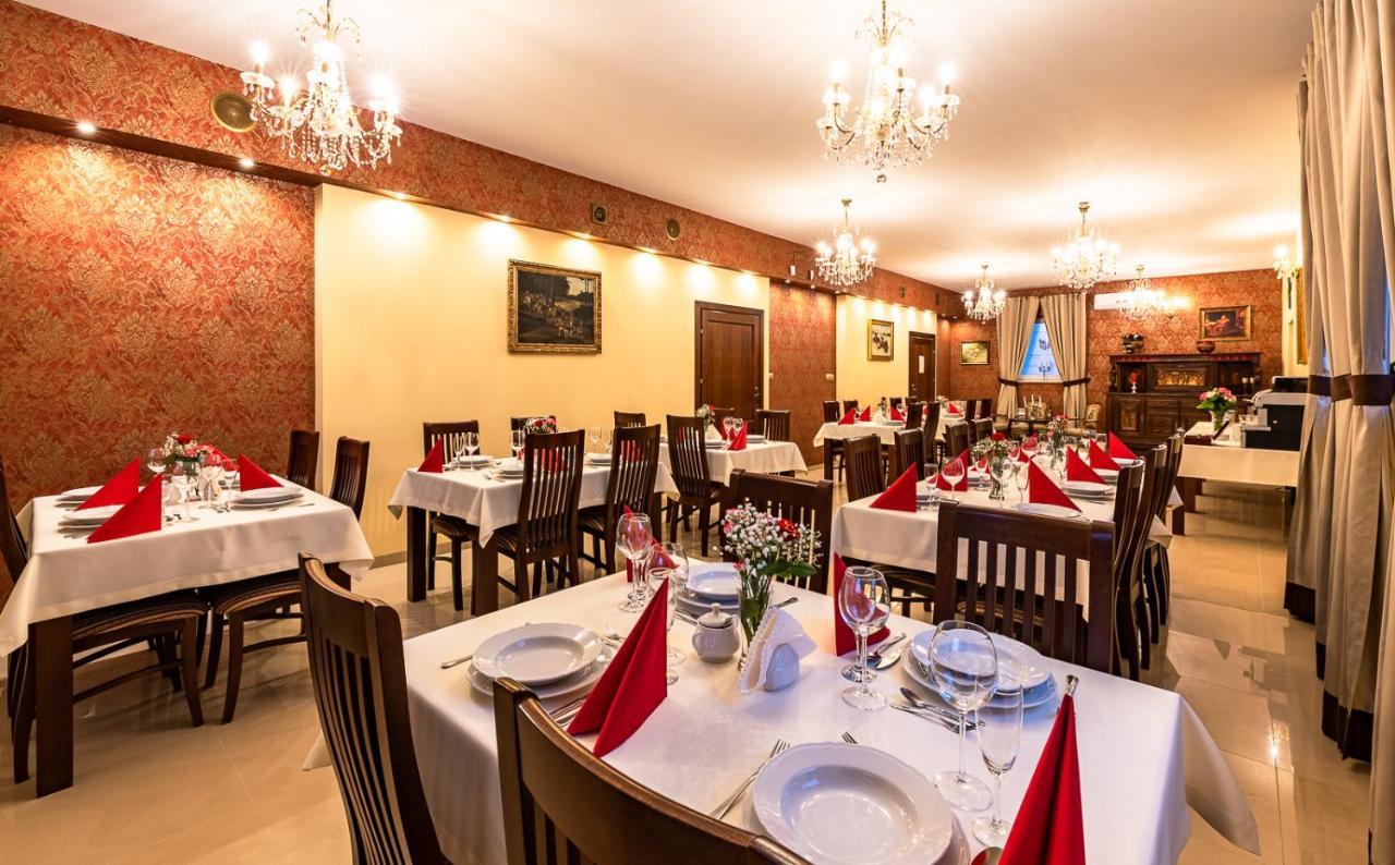 Hotel Kasztelan Dobczyce Dış mekan fotoğraf