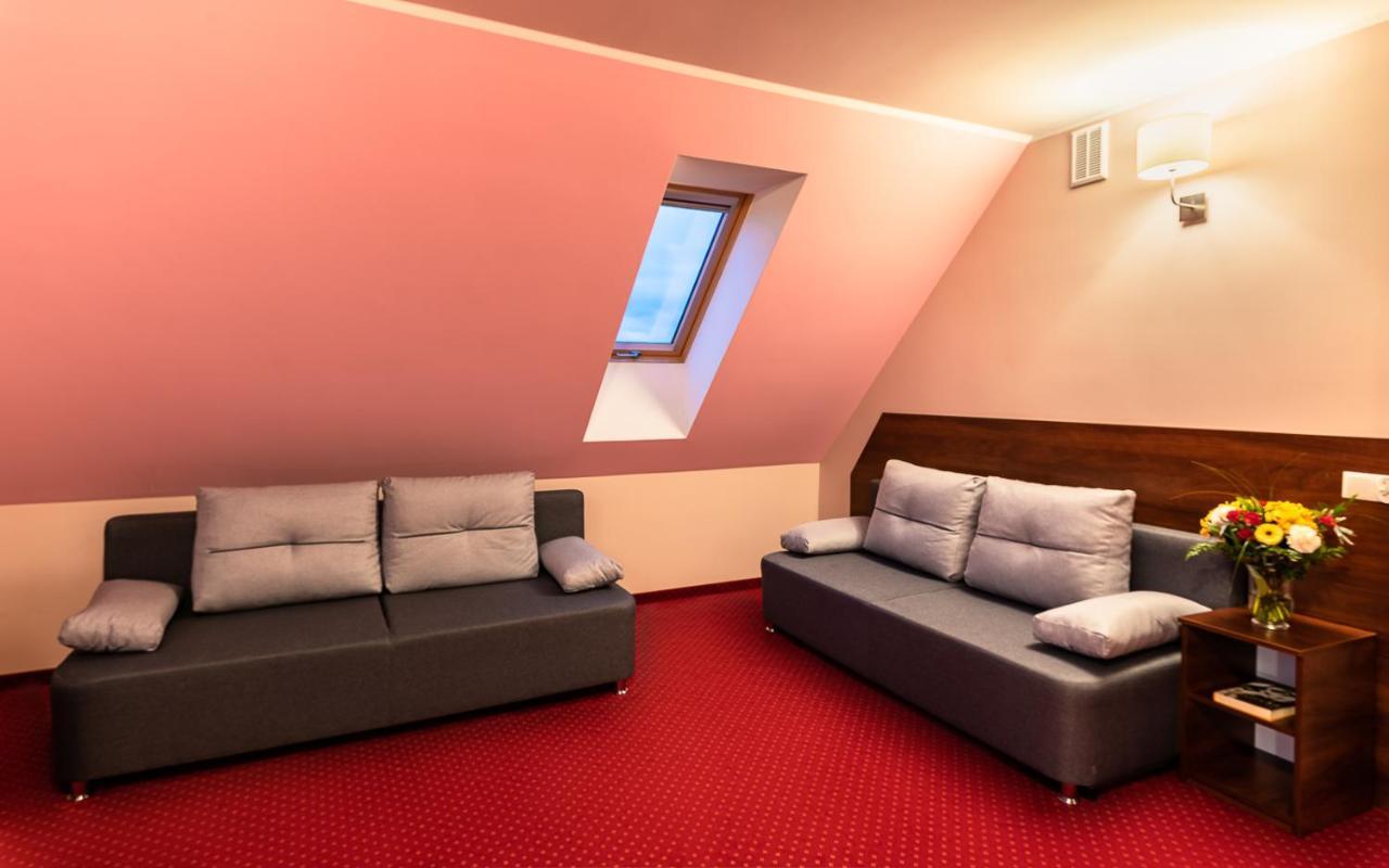 Hotel Kasztelan Dobczyce Dış mekan fotoğraf
